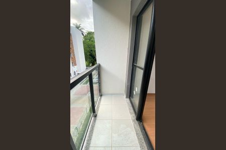 Apartamento à venda com 46m², 2 quartos e sem vaga Apartamento à venda com 46m², 2 quartos e sem vagaVaranda