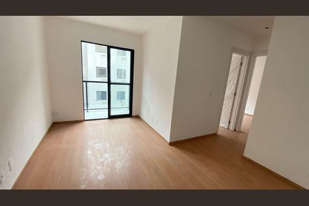 Apartamento à venda com 46m², 2 quartos e sem vaga Apartamento à venda com 46m², 2 quartos e sem vagaSala