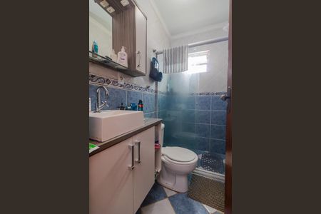 Casa à venda com 170m², 5 quartos e 2 vagas Casa à venda com 170m², 5 quartos e 2 vagasBanheiro