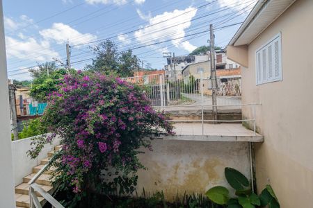 Casa à venda com 170m², 5 quartos e 2 vagas Casa à venda com 170m², 5 quartos e 2 vagasVista