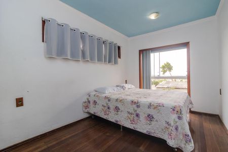 Casa à venda com 170m², 5 quartos e 2 vagas Casa à venda com 170m², 5 quartos e 2 vagasQuarto 1