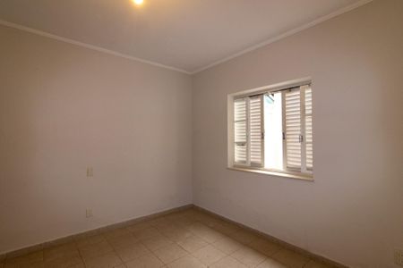 Casa para alugar com 180m², 4 quartos e 4 vagas Casa para alugar com 180m², 4 quartos e 4 vagasQuarto 2