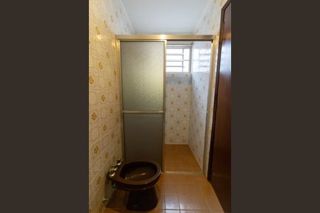 Casa para alugar com 180m², 4 quartos e 4 vagas Casa para alugar com 180m², 4 quartos e 4 vagasBanheiro da Suíte 2