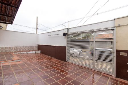 Casa para alugar com 180m², 4 quartos e 4 vagas Casa para alugar com 180m², 4 quartos e 4 vagasGaragem