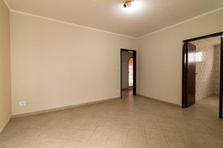 Casa para alugar com 180m², 4 quartos e 4 vagas Casa para alugar com 180m², 4 quartos e 4 vagasQuarto 2