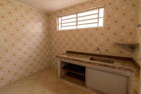 Casa para alugar com 180m², 4 quartos e 4 vagas Casa para alugar com 180m², 4 quartos e 4 vagasCozinha