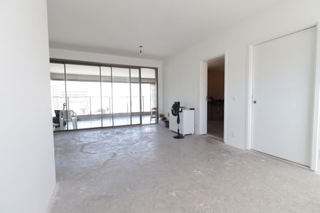 Apartamento à venda com 160m², 3 quartos e 2 vagasSala