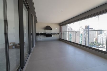 Apartamento à venda com 160m², 3 quartos e 2 vagasvaranda