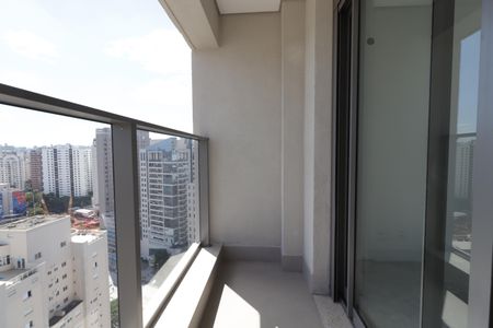 Apartamento à venda com 160m², 3 quartos e 2 vagasVaranda da Suite 2