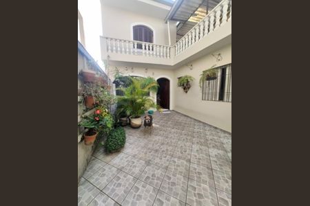 Casa à venda com 180m², 2 quartos e sem vaga