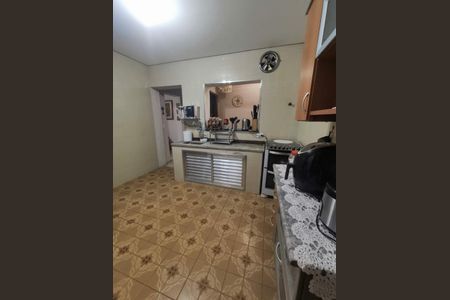 Casa à venda com 180m², 2 quartos e sem vaga