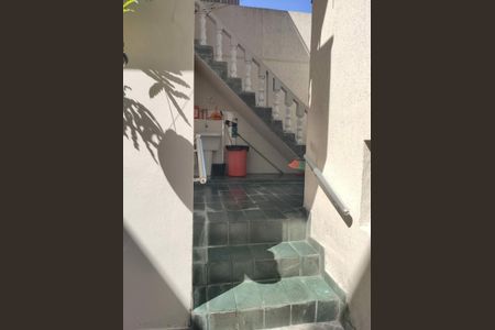 Casa à venda com 180m², 2 quartos e sem vaga