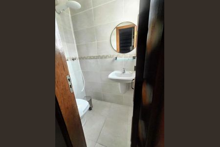 Casa à venda com 180m², 2 quartos e sem vaga