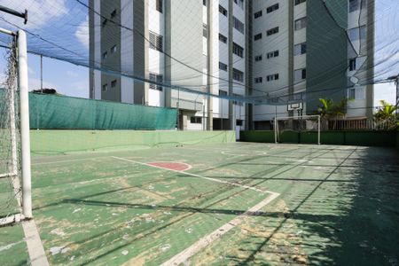 Apartamento à venda com 90m², 3 quartos e 1 vaga Apartamento à venda com 90m², 3 quartos e 1 vagaÁrea comum - Quadra esportiva