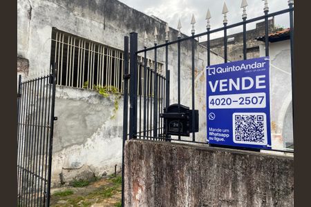 Casa à venda com 250m², 2 quartos e 4 vagasPlaquinha 