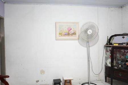 Casa à venda com 250m², 2 quartos e 4 vagasSala