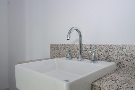 Apartamento à venda com 167m², 3 quartos e 2 vagas Apartamento à venda com 167m², 3 quartos e 2 vagasBanheiro da Suíte 1