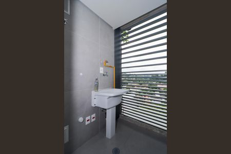 Apartamento à venda com 167m², 3 quartos e 2 vagas Apartamento à venda com 167m², 3 quartos e 2 vagasÁrea de Serviço