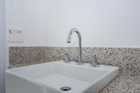 Apartamento à venda com 167m², 3 quartos e 2 vagas Apartamento à venda com 167m², 3 quartos e 2 vagasBanheiro da Suíte 2