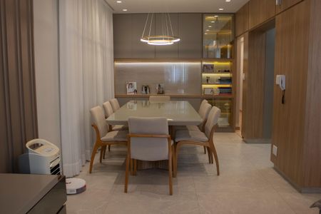 Apartamento à venda com 92m², 3 quartos e 1 vaga Apartamento à venda com 92m², 3 quartos e 1 vagaSala de Jantar