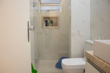 Apartamento à venda com 92m², 3 quartos e 1 vaga Apartamento à venda com 92m², 3 quartos e 1 vagaBanheiro