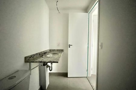 Apartamento à venda com 36m², 1 quarto e sem vagaBanheiro da Suíte
