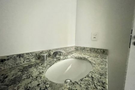 Apartamento à venda com 36m², 1 quarto e sem vagaBanheiro da Suíte