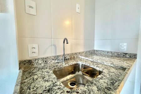 Studio à venda com 28m², 1 quarto e sem vaga Studio à venda com 28m², 1 quarto e sem vagaCozinha