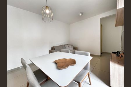 Apartamento à venda com 74m², 3 quartos e 1 vaga Apartamento à venda com 74m², 3 quartos e 1 vagaSala