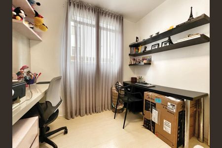 Apartamento à venda com 74m², 3 quartos e 1 vaga Apartamento à venda com 74m², 3 quartos e 1 vagaQuarto 3