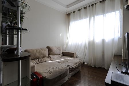 Apartamento para alugar com 74m², 3 quartos e 2 vagas Apartamento para alugar com 74m², 3 quartos e 2 vagasSala de Estar