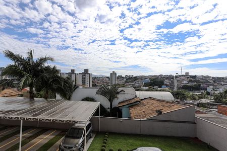 Apartamento para alugar com 74m², 3 quartos e 2 vagas Apartamento para alugar com 74m², 3 quartos e 2 vagasVista - Área de Serviço