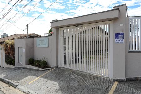 Apartamento para alugar com 74m², 3 quartos e 2 vagas Apartamento para alugar com 74m², 3 quartos e 2 vagasFachada