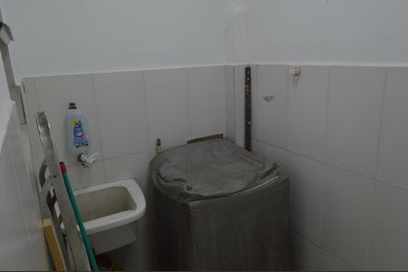 Casa à venda com 67m², 2 quartos e 1 vagaÁrea de Serviço