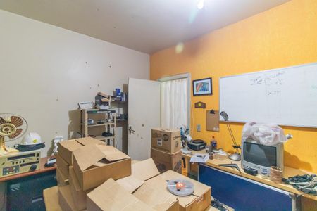 Casa à venda com 250m², 4 quartos e 2 vagas Casa à venda com 250m², 4 quartos e 2 vagasQuarto 4