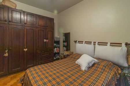 Casa à venda com 250m², 4 quartos e 2 vagas Casa à venda com 250m², 4 quartos e 2 vagasQuarto 1