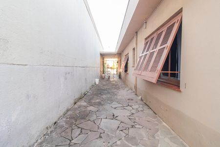 Casa à venda com 250m², 4 quartos e 2 vagas Casa à venda com 250m², 4 quartos e 2 vagasQuintal