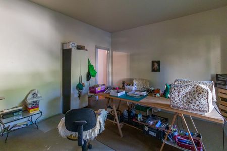 Casa à venda com 250m², 4 quartos e 2 vagas Casa à venda com 250m², 4 quartos e 2 vagasQuarto 2