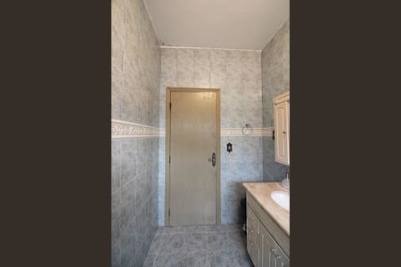 Casa à venda com 310m², 2 quartos e 3 vagasBanheiro Social