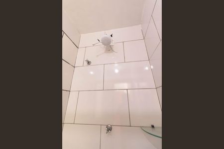 Casa para alugar com 62m², 3 quartos e 2 vagas Casa para alugar com 62m², 3 quartos e 2 vagasBanheiro Social