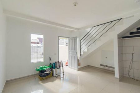 Casa para alugar com 62m², 3 quartos e 2 vagas Casa para alugar com 62m², 3 quartos e 2 vagasSala