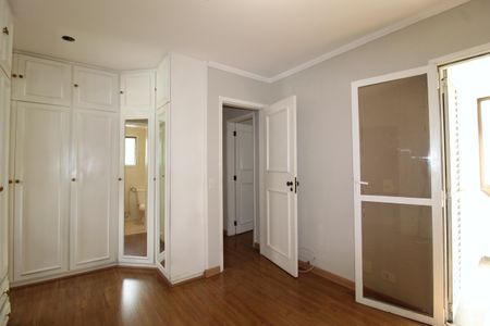 Apartamento à venda com 129m², 3 quartos e 2 vagas Suíte