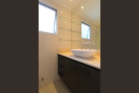 Apartamento à venda com 129m², 3 quartos e 2 vagasBanheiro da Suíte