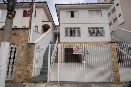 Casa à venda com 140m², 3 quartos e 3 vagasFachada