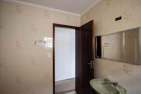 Casa à venda com 140m², 3 quartos e 3 vagasBanheiro da Suíte