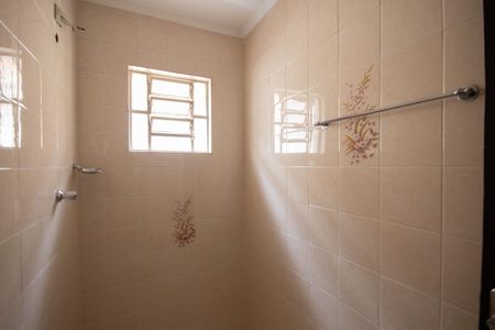 Casa à venda com 140m², 3 quartos e 3 vagasBanheiro 