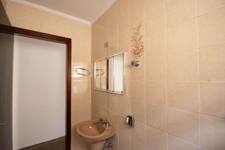 Casa à venda com 140m², 3 quartos e 3 vagasBanheiro 