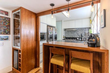 Apartamento à venda com 142m², 3 quartos e 2 vagasCozinha