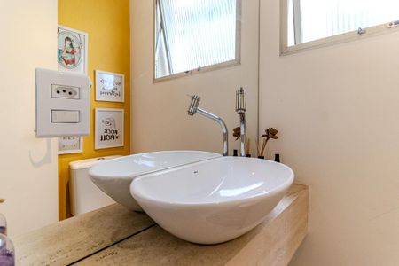 Apartamento à venda com 142m², 3 quartos e 2 vagasLavabo