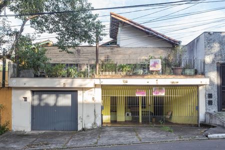 Casa à venda com 240m², 4 quartos e 4 vagas
